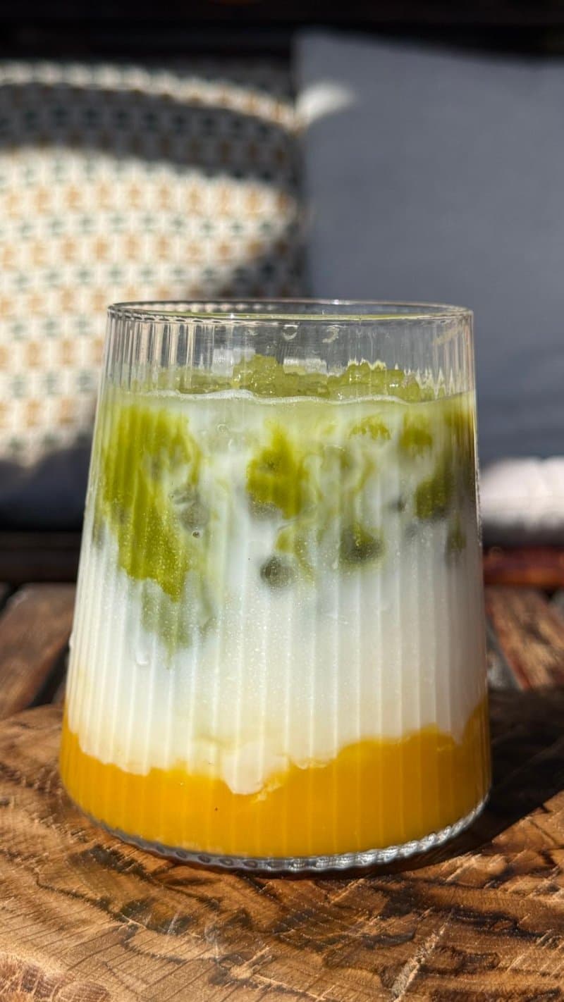 Ice Matcha con mango
